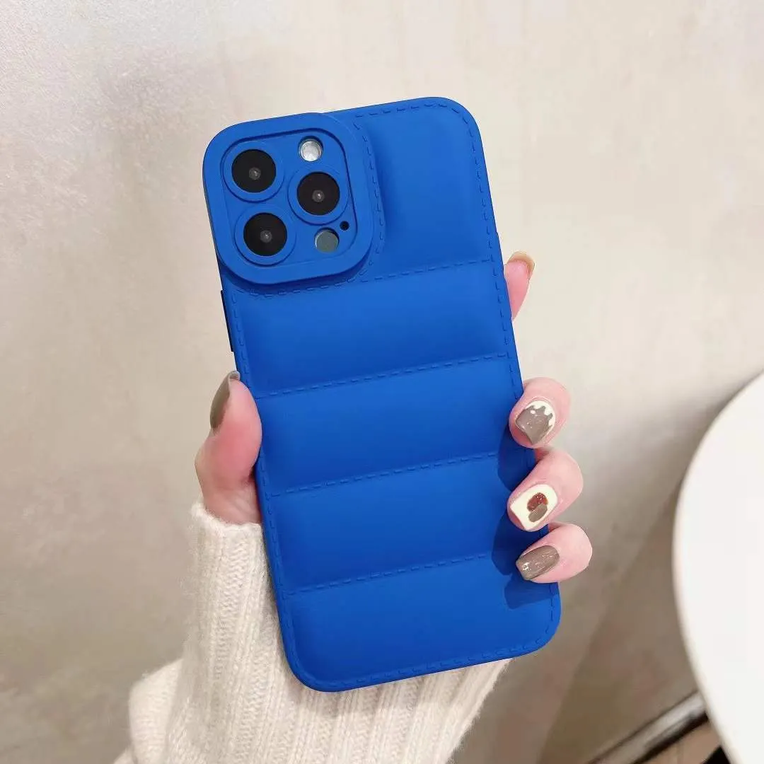 Comfort Build Layer Down Jacket Pattern Soft Silicone Phone Case for iPhone