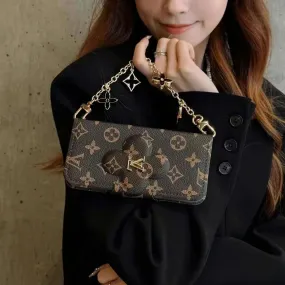 Luxury Fashion Wallet Phone Case For iPhone 17 / 16 / 15 / 14 Outdoor Design