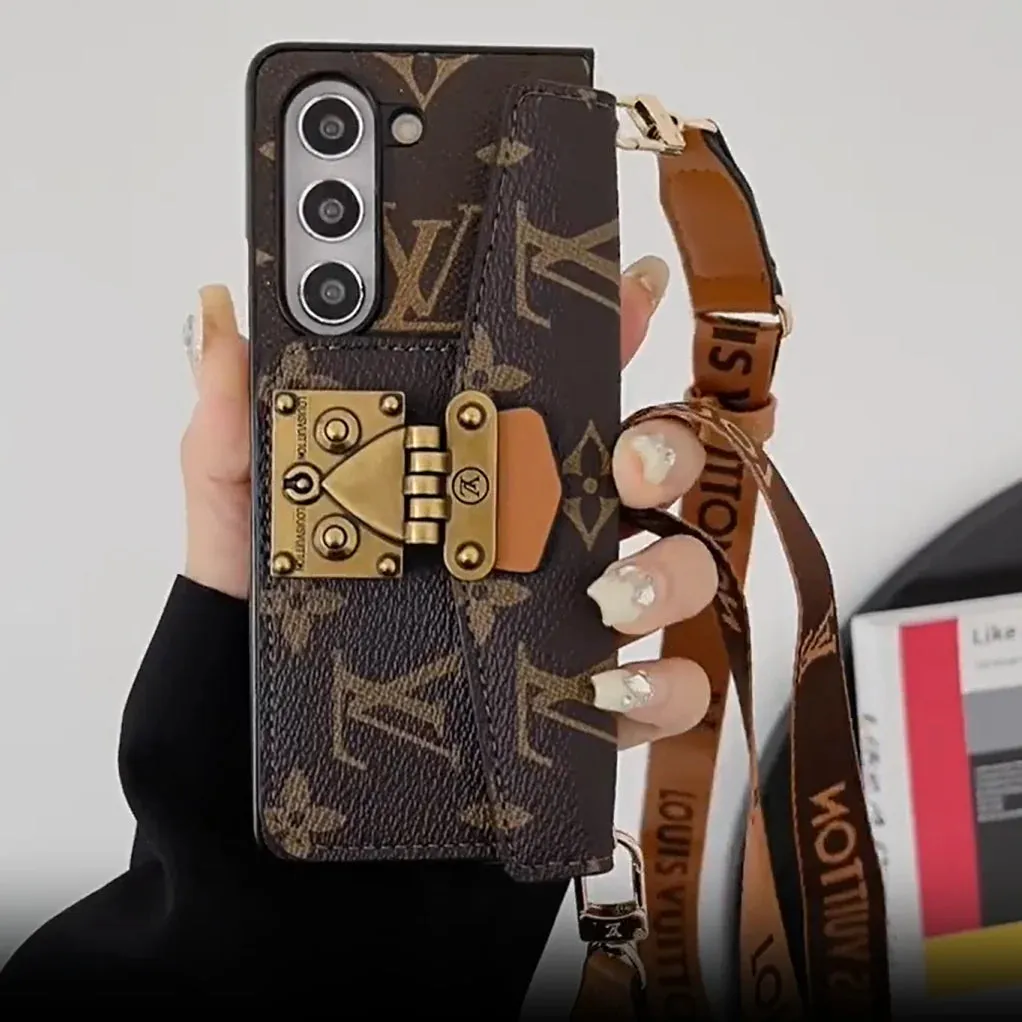 Tight Fit Luxury LOCK CARD BAG CROSSBODY CHAIN SAMSUNG Z FOLD CASE