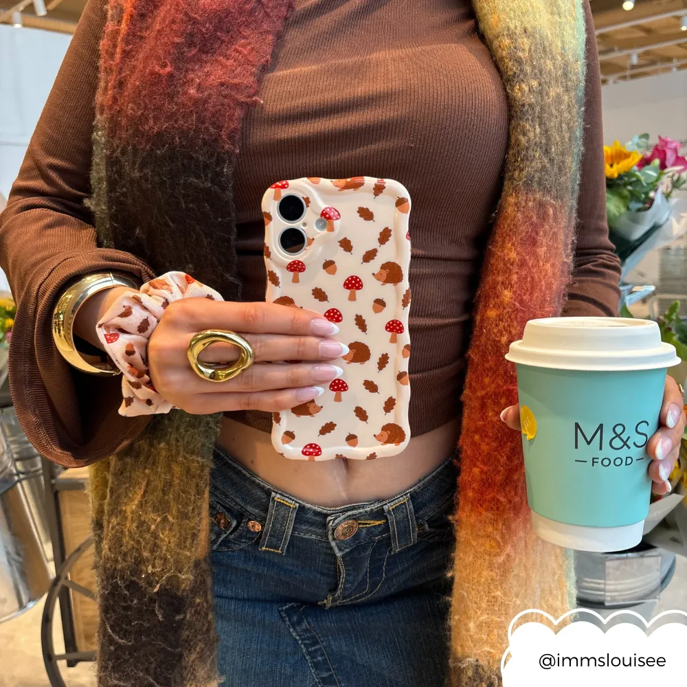 Sleek Build Wavy Phone Case - Forest Friends