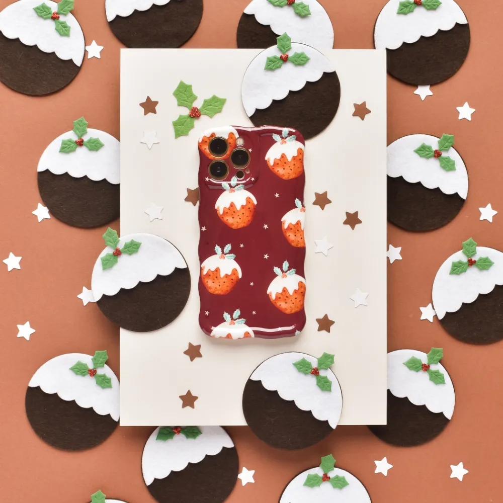 Minimal Edge Design Wavy Phone Case - Christmas Pudding