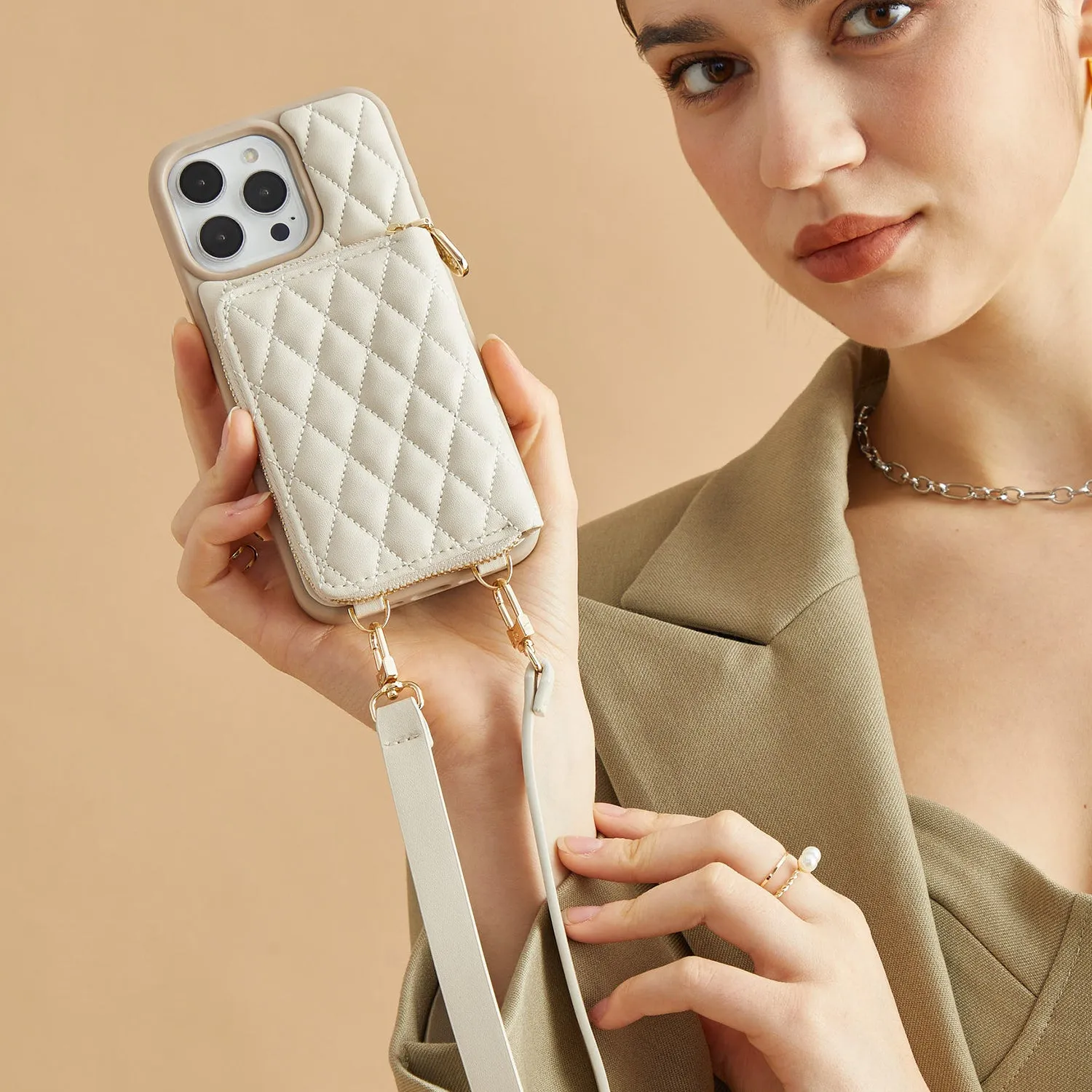 Soft Edge Look Protective Corner ThreadTrend- Argyle Phone Case