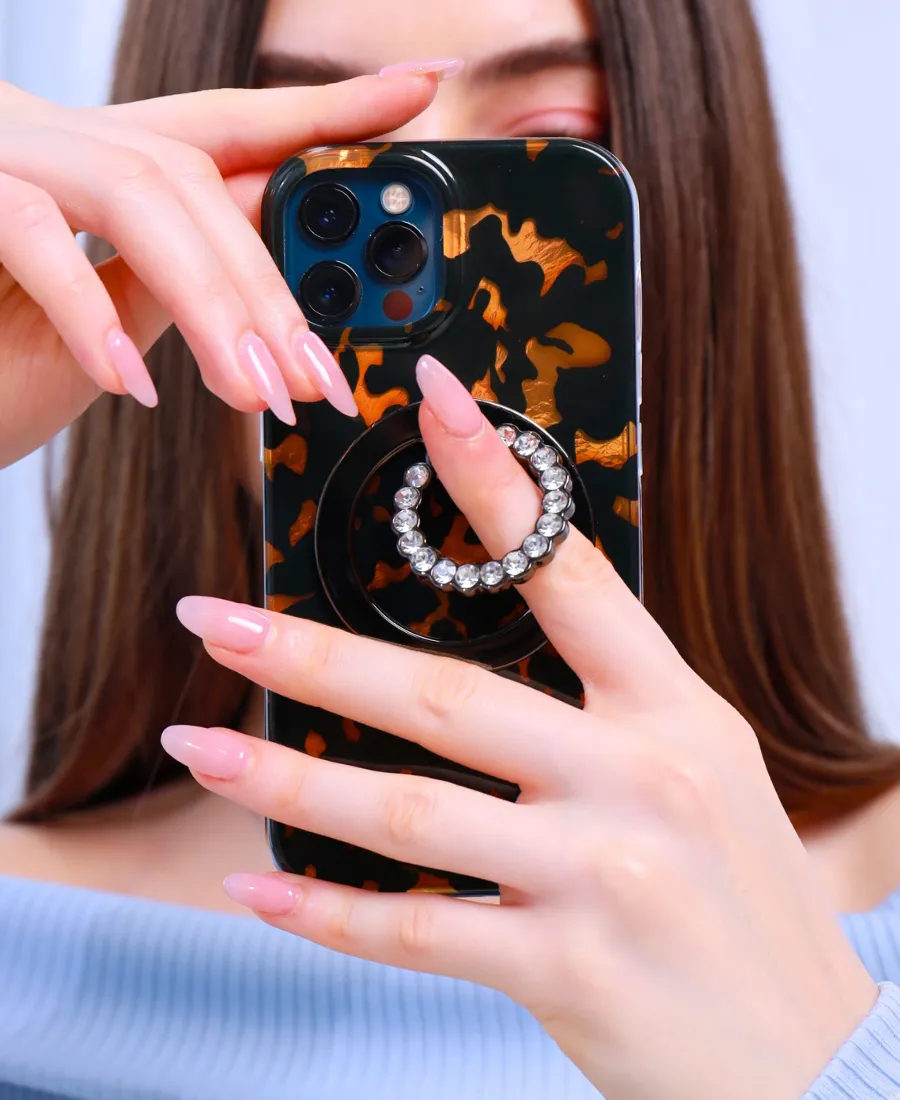 Hybrid Grip Minimal Aesthetic Touch Tortoiseshell MagSafe Phone Case