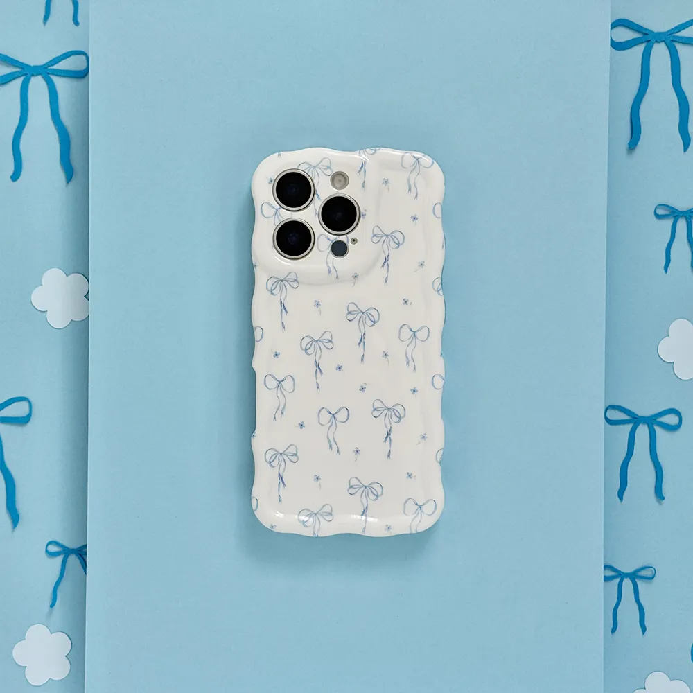 Soft Edge Detail Artistic Design Wavy Phone Case - Bluebell Bows