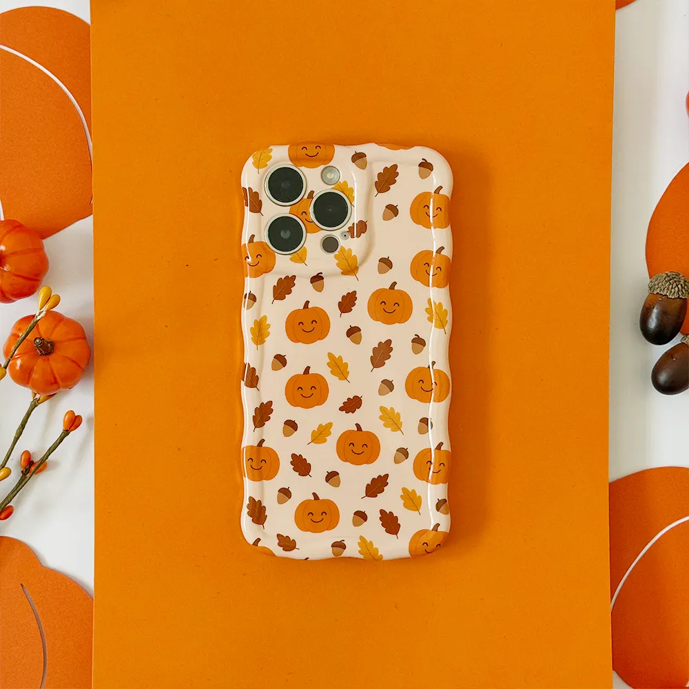Rugged Texture Design Polished Detail Edge Wavy Phone Case - Cute Pumpkins