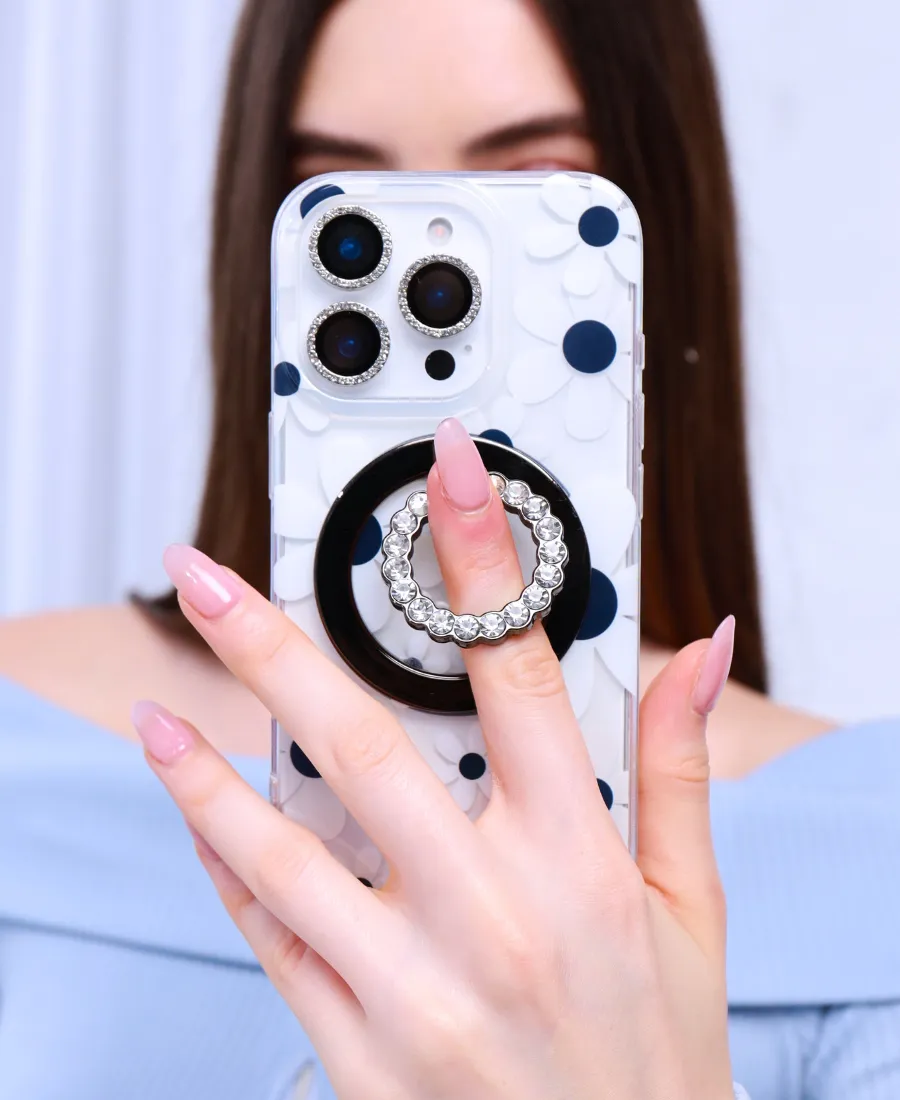 White Daisy MagSafe Phone Case Luxury Detail Texture